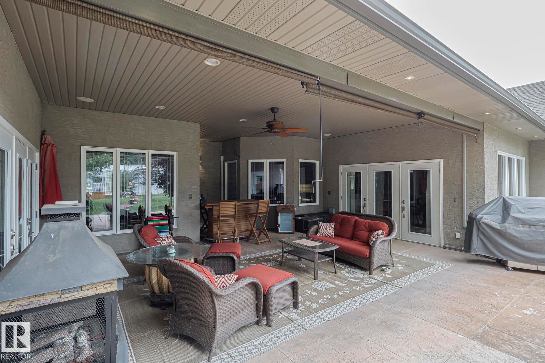 4 Third Avenue, Entwistle, AB - Outdoor With Deck Patio Veranda With Exterior