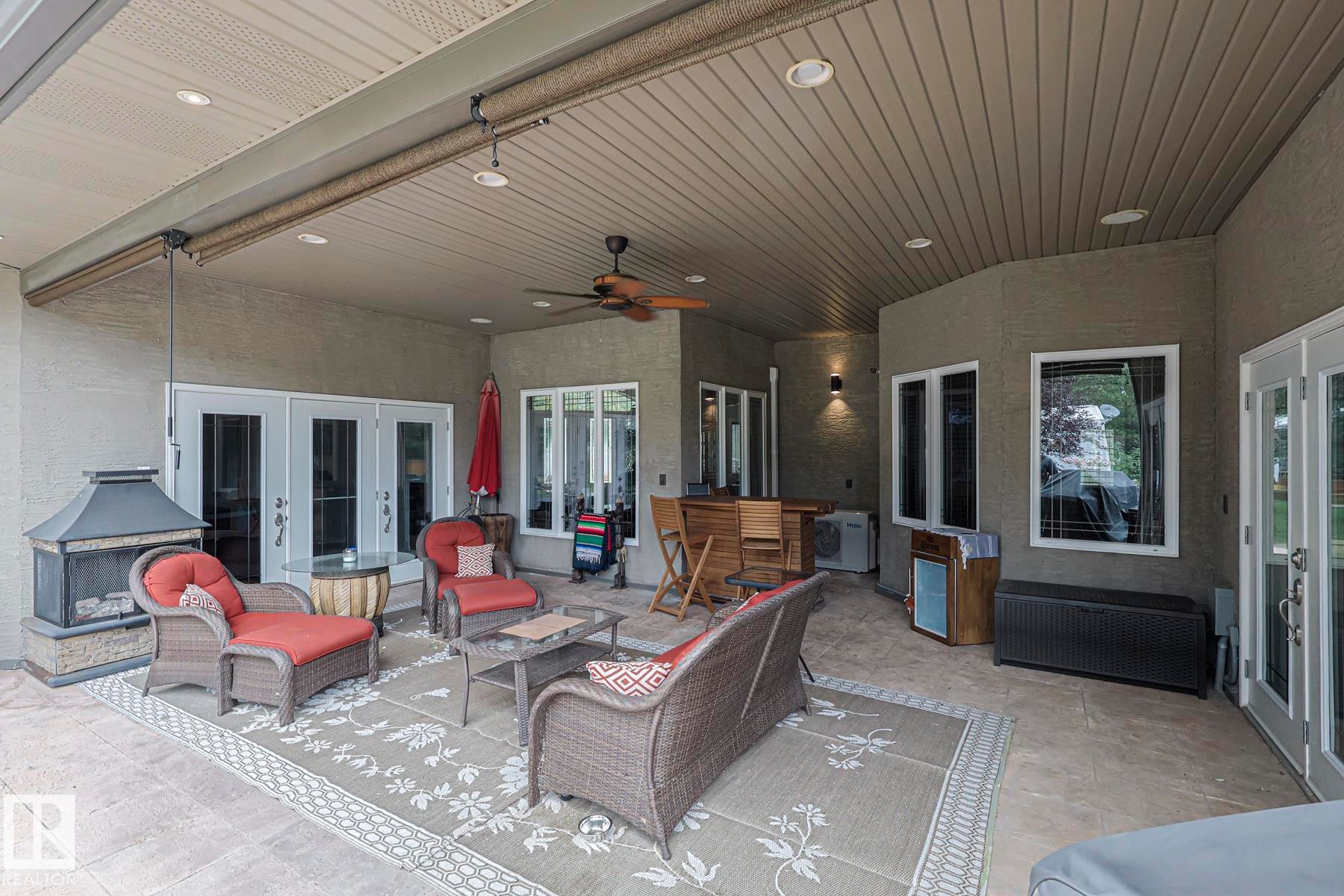 4 Third Avenue, Entwistle, AB - Outdoor With Deck Patio Veranda With Exterior