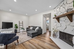 1159 HOOKE Road  Edmonton, AB T5A 4A5