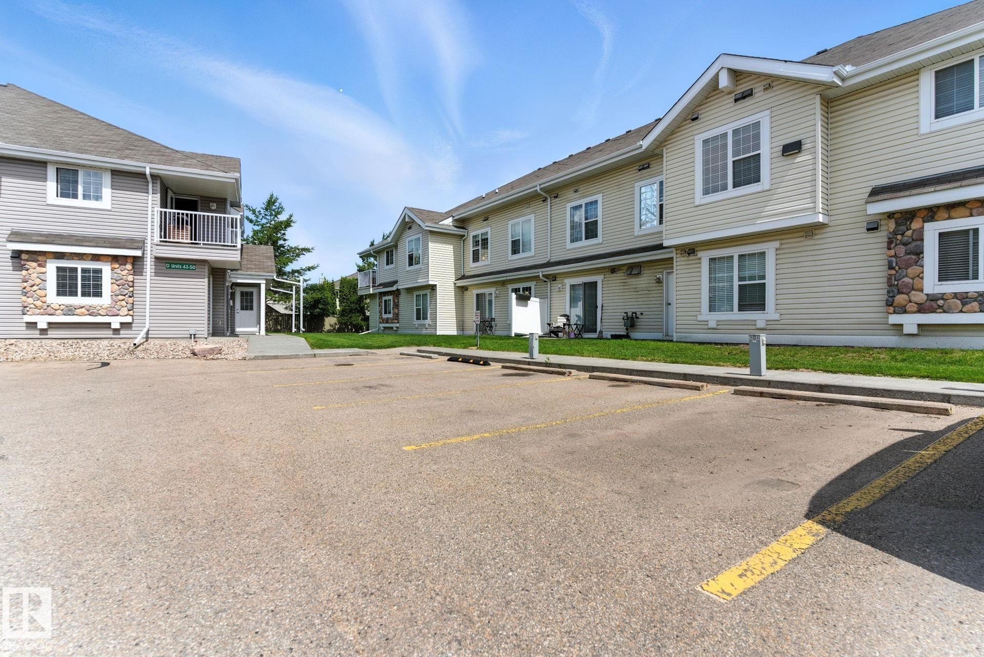 43 150 Edwards Drive, Edmonton, AB - Outdoor