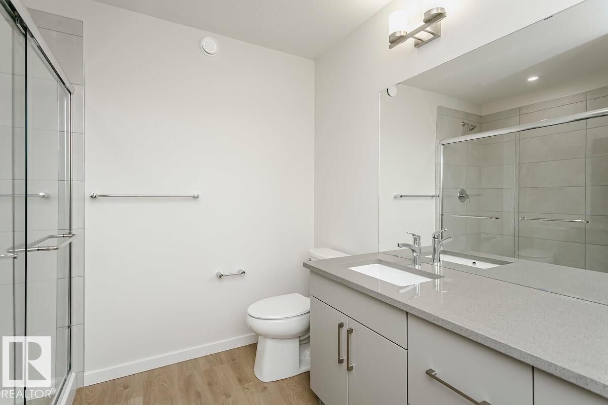 2371 Egret Way, Edmonton, AB - Indoor Photo Showing Bathroom