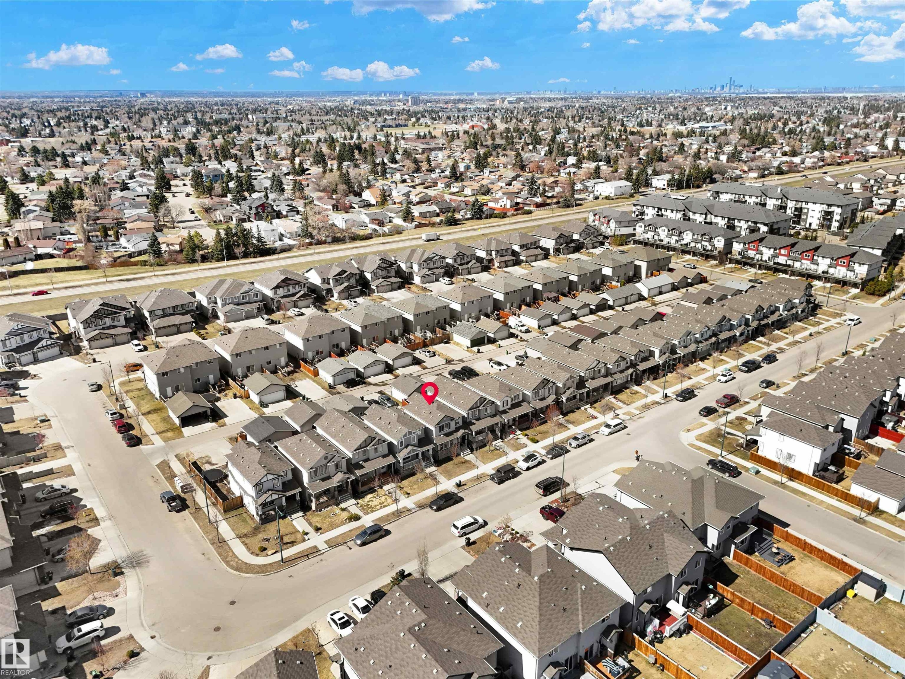 1442 33A Street Nw, Edmonton, AB - Outdoor With View