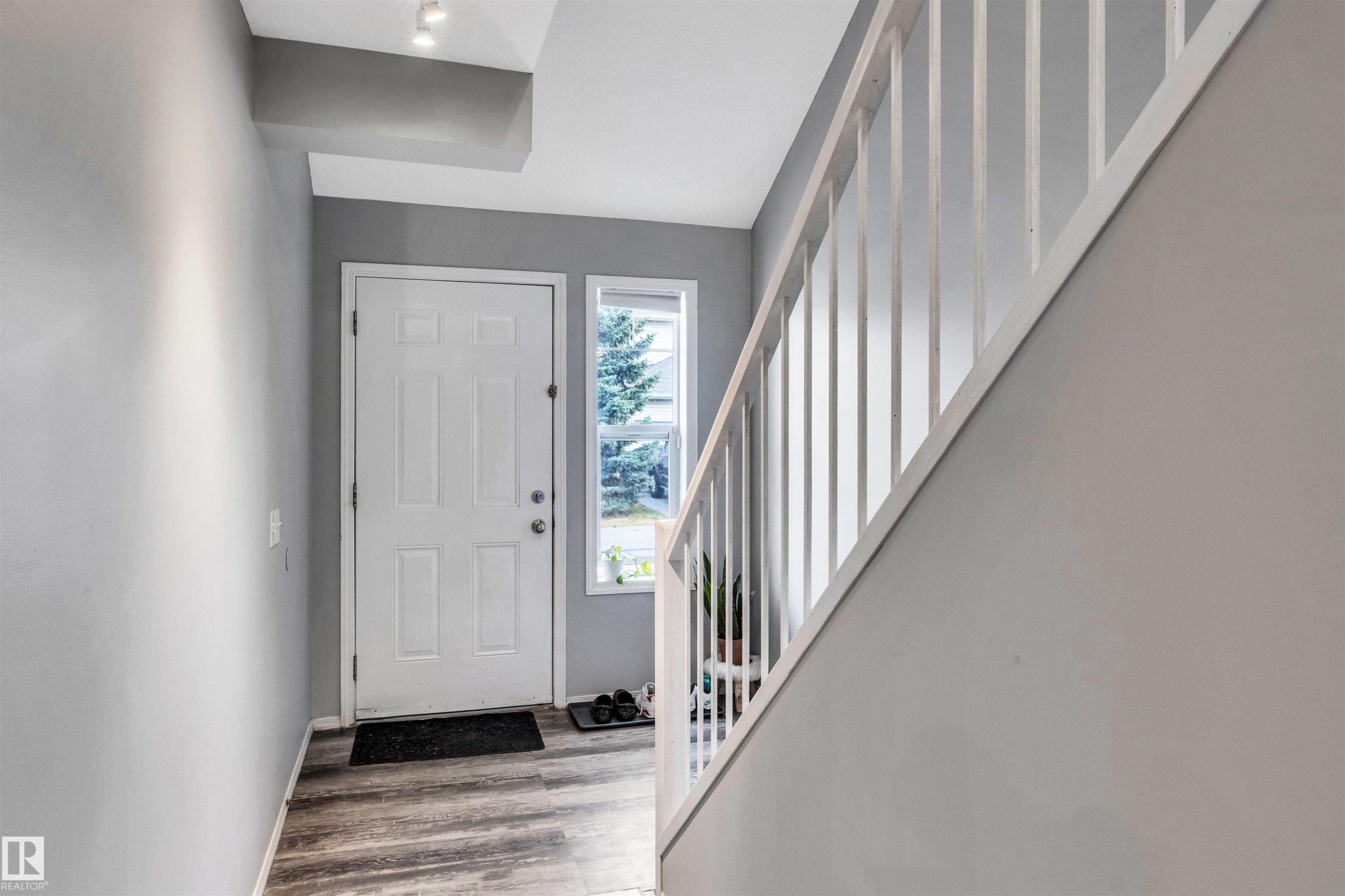 123 150 Edwards Drive, Edmonton, AB - Indoor Photo Showing Other Room