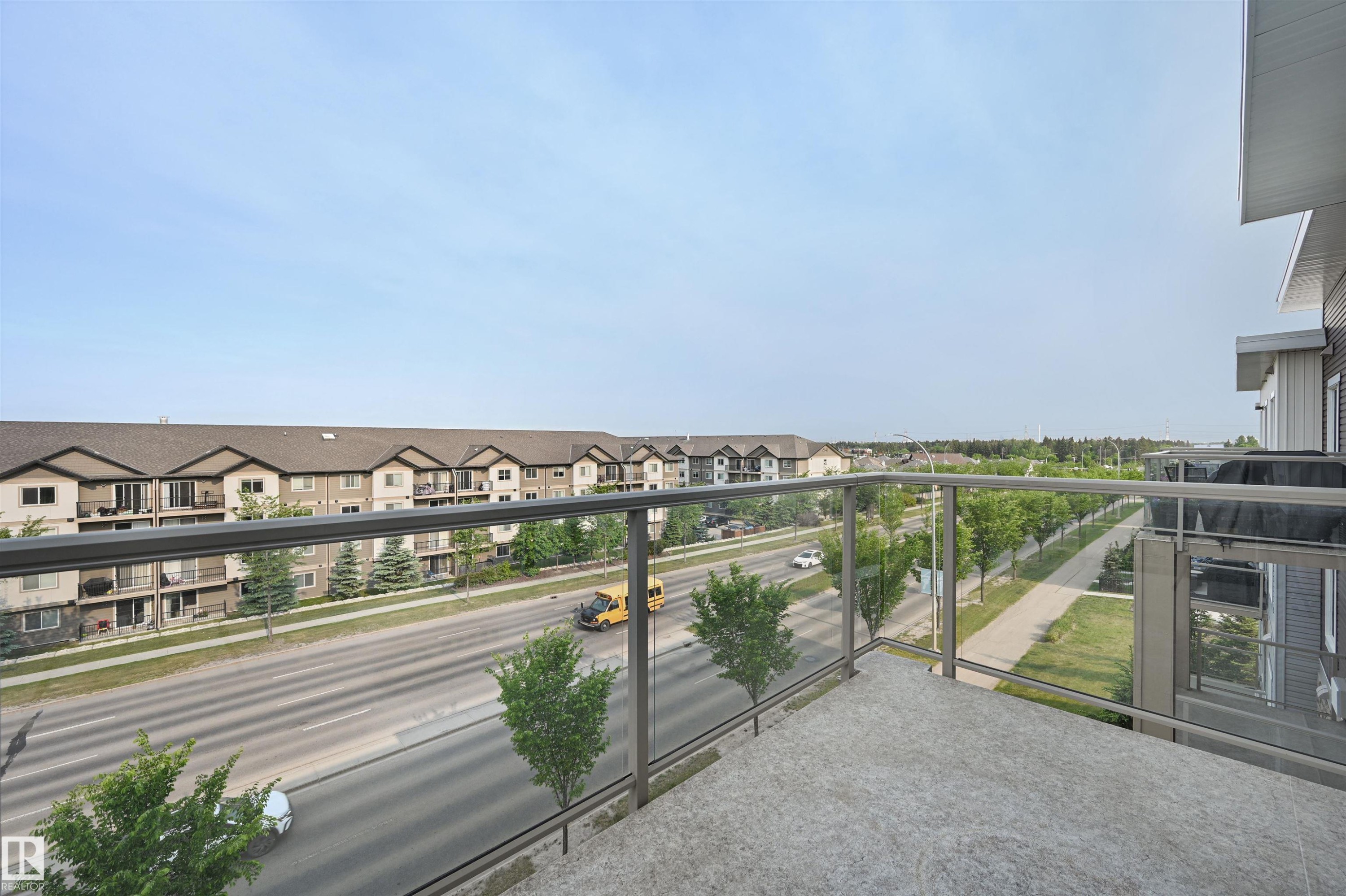 405 812 Welsh Drive, Edmonton, AB - Outdoor With Exterior