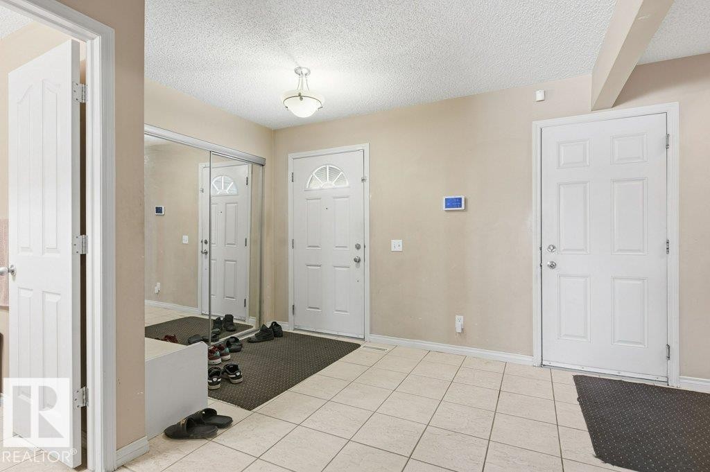 16228 48 Street, Edmonton, AB - Indoor Photo Showing Other Room