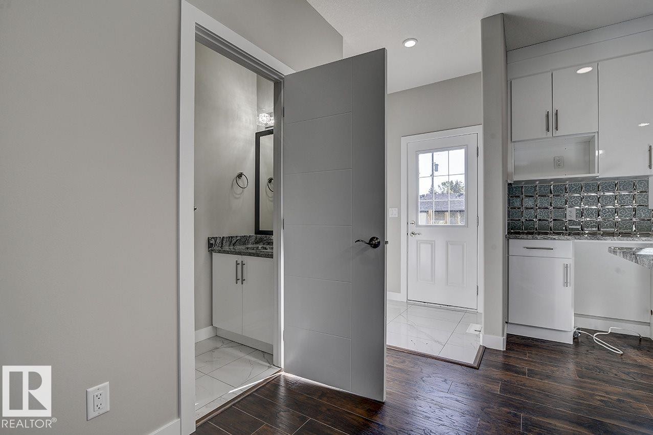 10357 149 Street, Edmonton, AB - Indoor