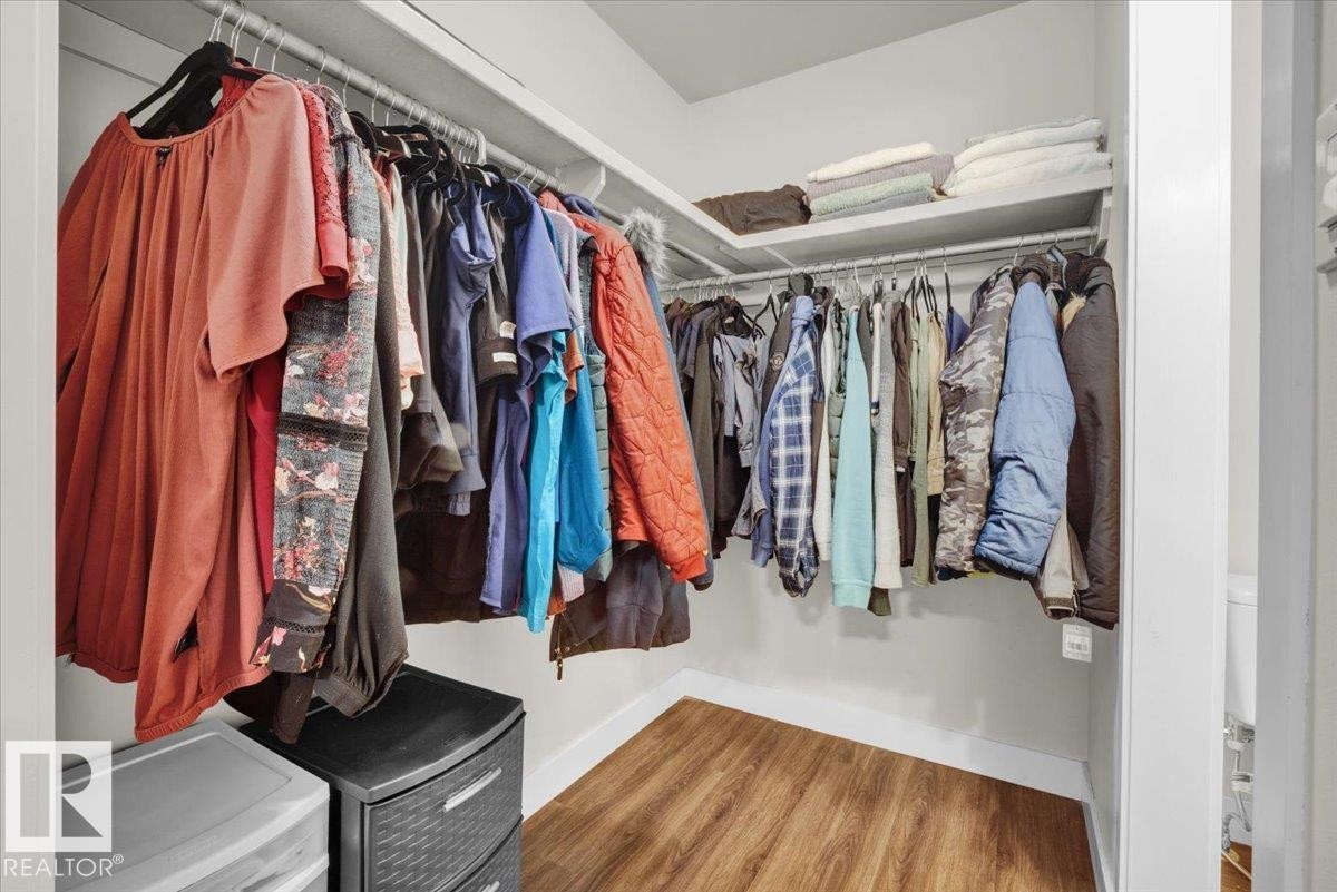 3515 20 Avenue, Edmonton, AB - Indoor With Storage