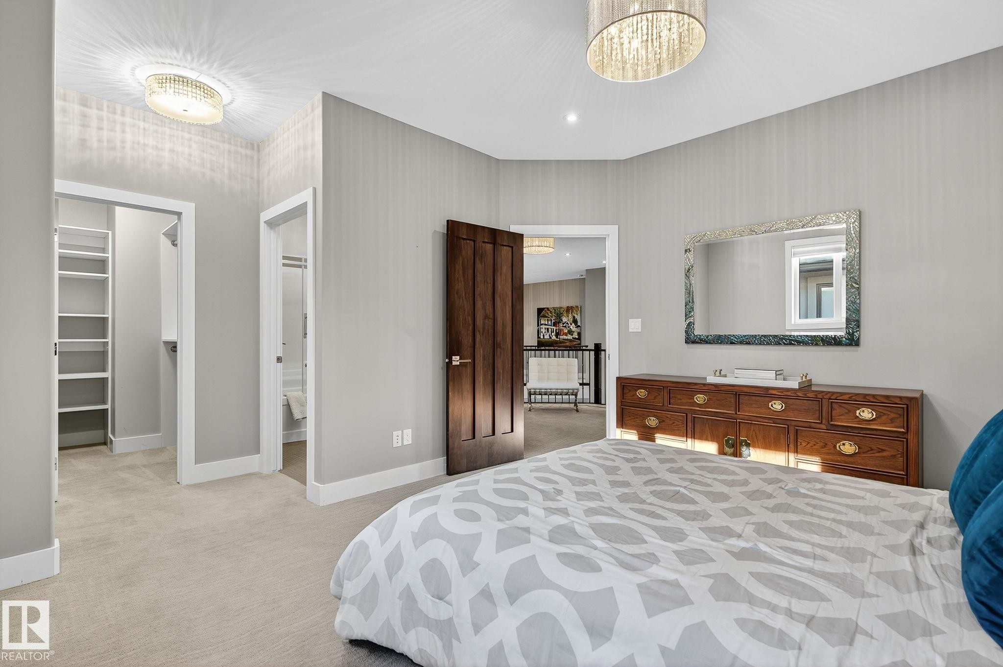 4810 Donsdale Drive, Edmonton, AB - Indoor Photo Showing Bedroom