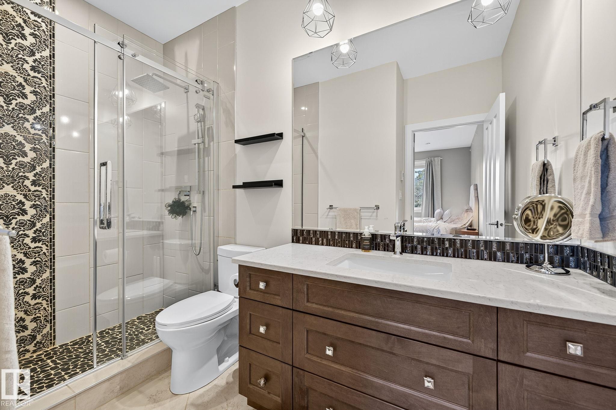 4810 Donsdale Drive, Edmonton, AB - Indoor Photo Showing Bathroom