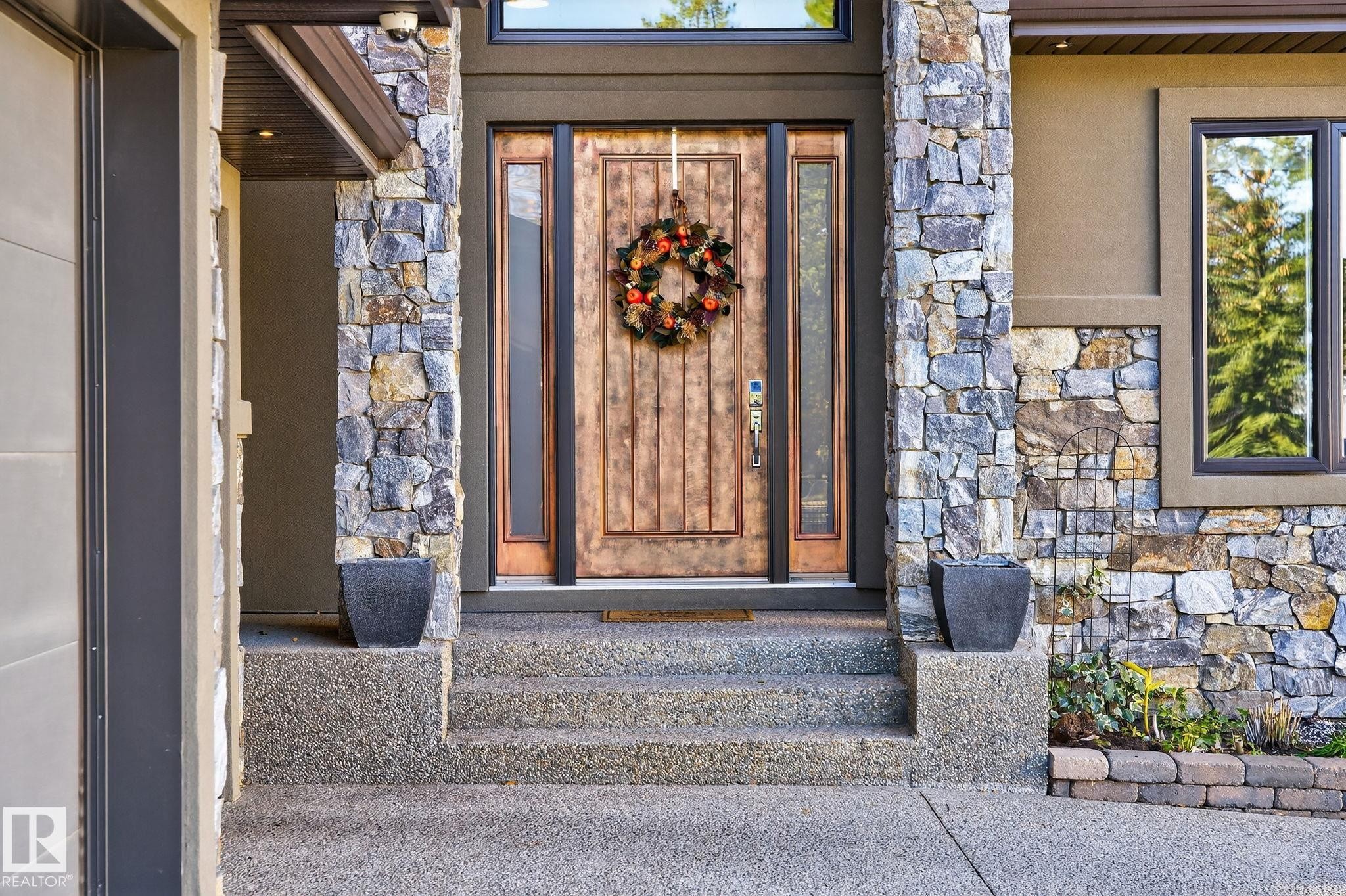 4810 Donsdale Drive, Edmonton, AB - Outdoor With Exterior