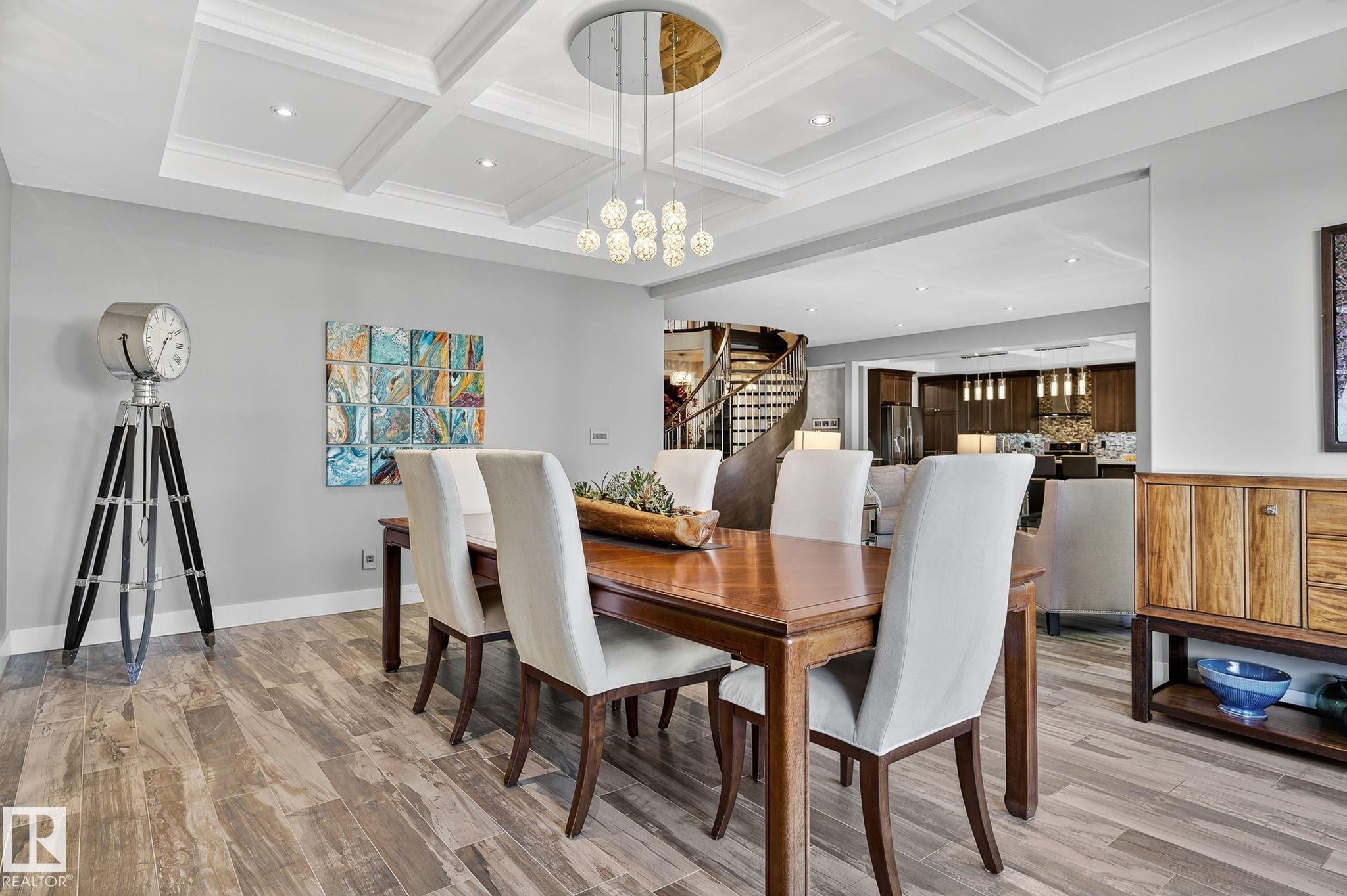 4810 Donsdale Drive, Edmonton, AB - Indoor Photo Showing Dining Room