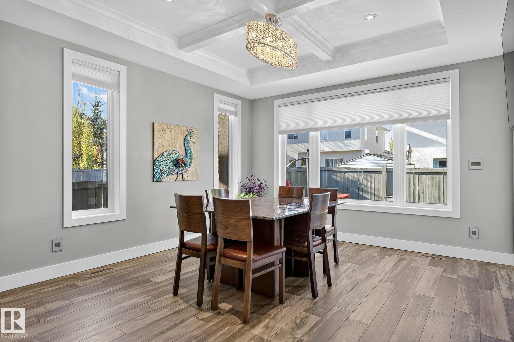 4810 Donsdale Drive, Edmonton, AB - Indoor Photo Showing Dining Room