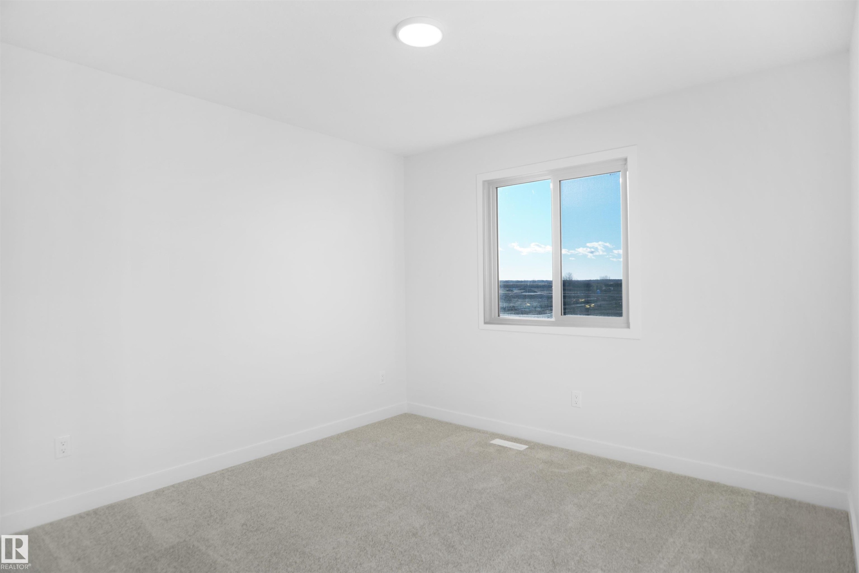 8448 183 Avenue, Edmonton, AB - Indoor Photo Showing Other Room