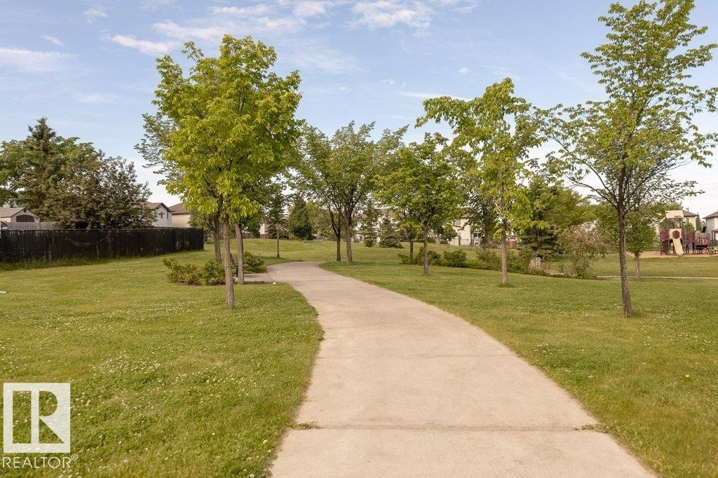 1537 Sandstone Boulevard, Sherwood Park, AB - Outdoor