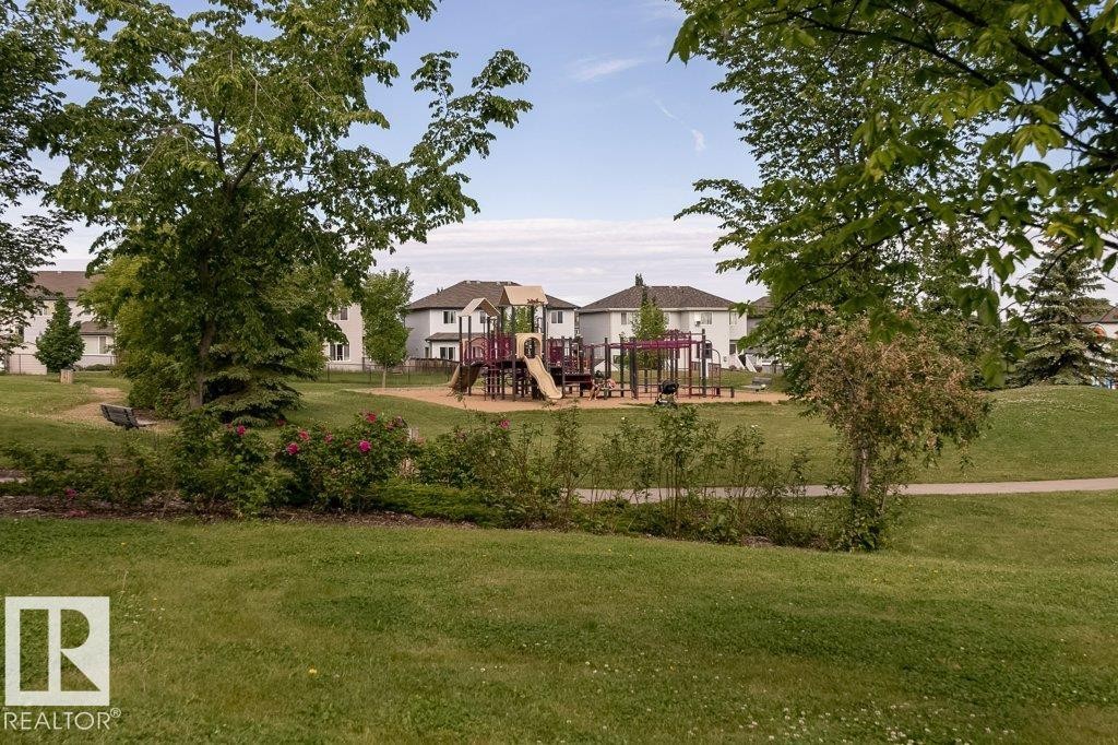 1537 Sandstone Boulevard, Sherwood Park, AB - Outdoor