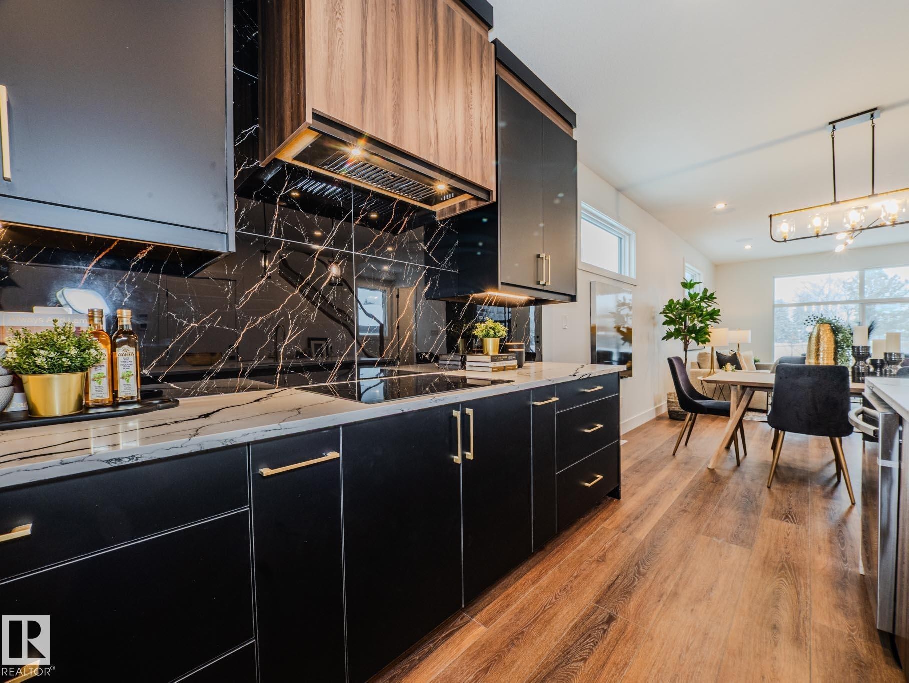 7607 98 Avenue, Edmonton, AB