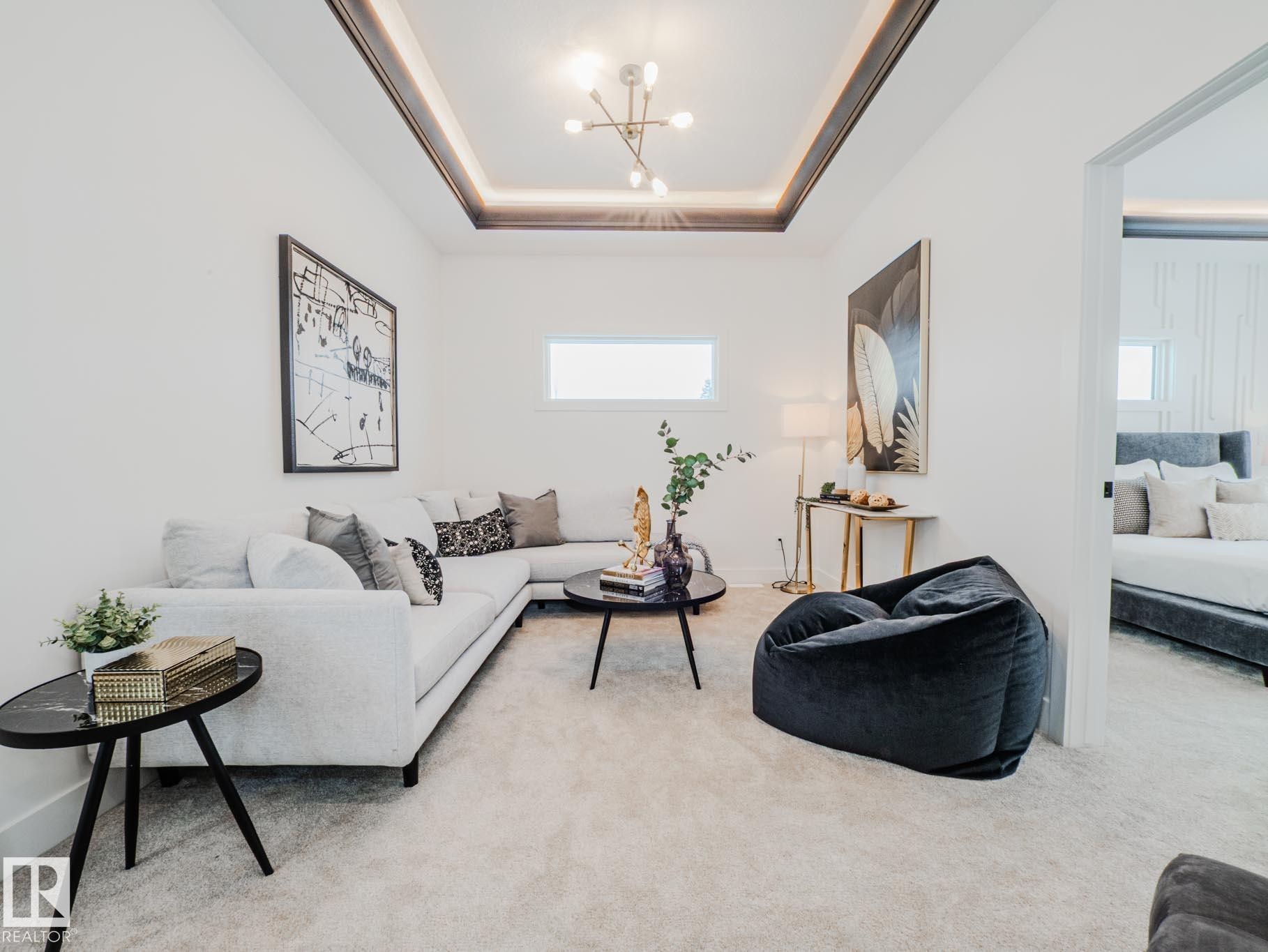 7607 98 Avenue, Edmonton, AB