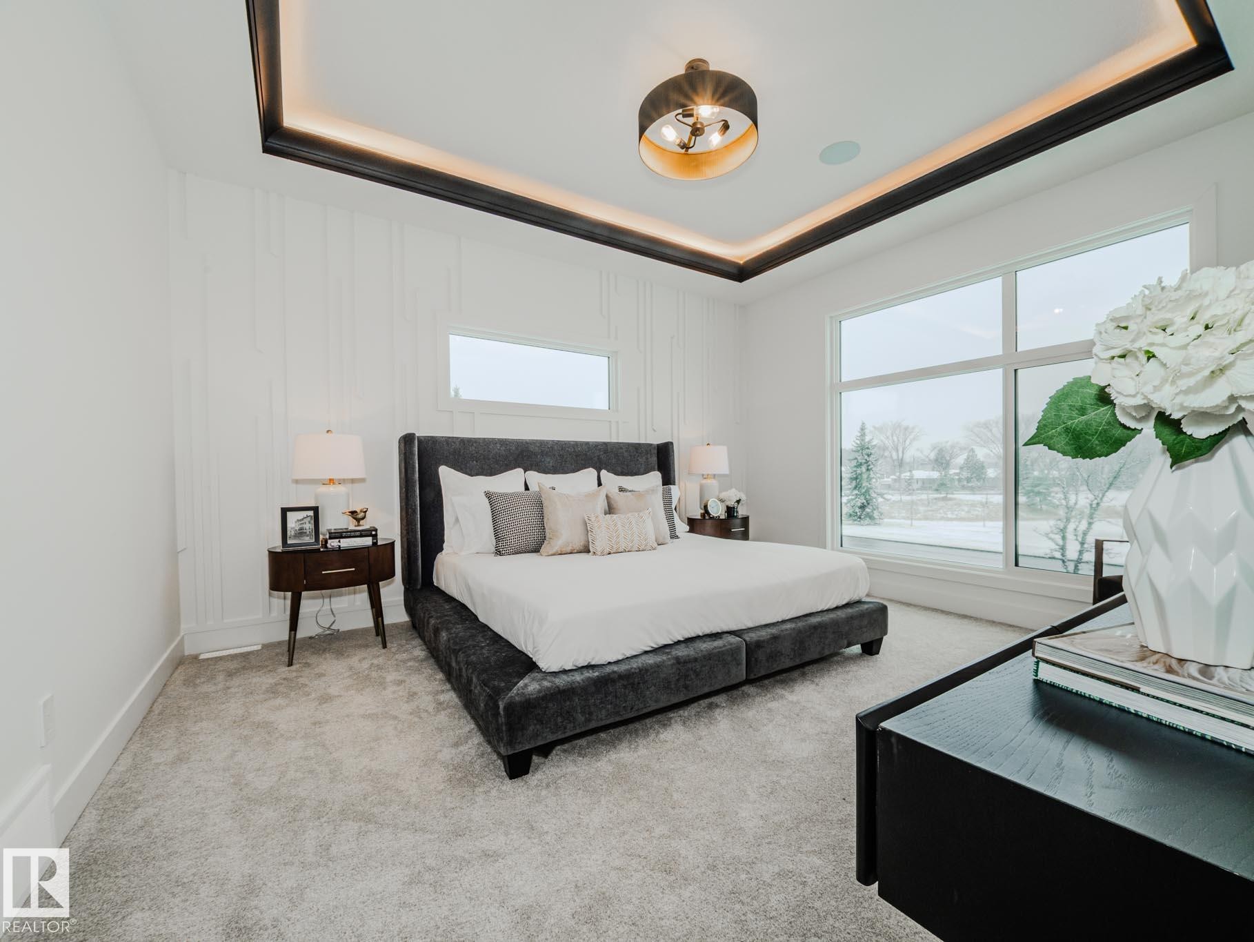 7607 98 Avenue, Edmonton, AB - Indoor Photo Showing Bedroom