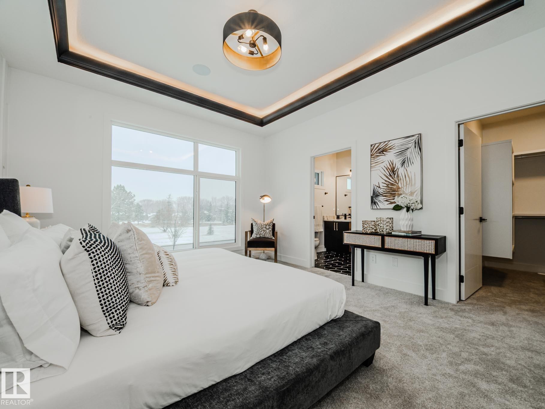 7607 98 Avenue, Edmonton, AB