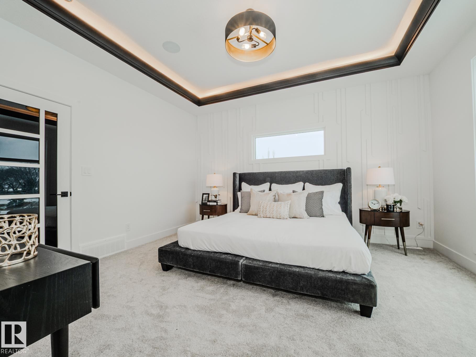 7607 98 Avenue, Edmonton, AB