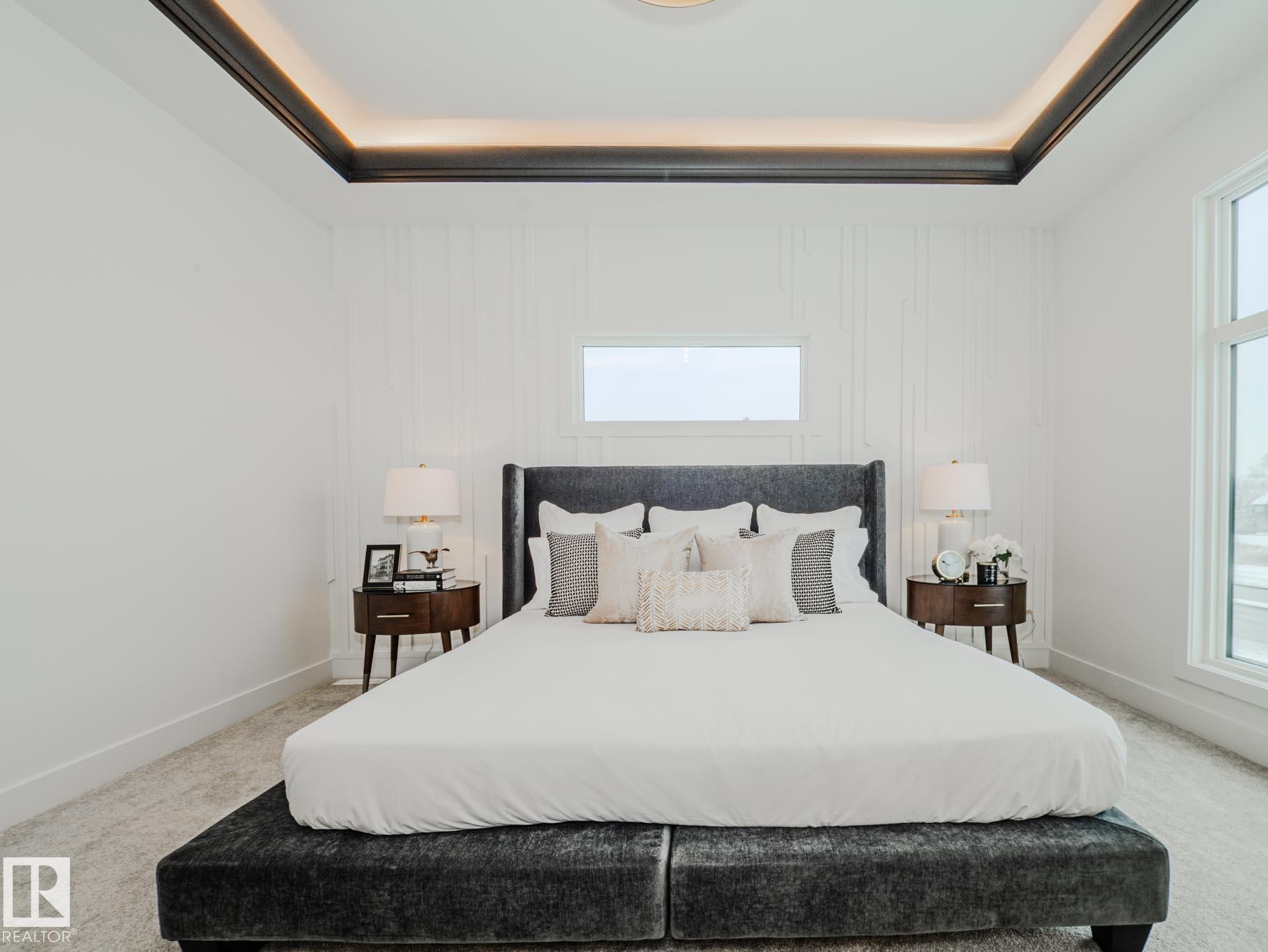 7607 98 Avenue, Edmonton, AB - Indoor Photo Showing Bedroom