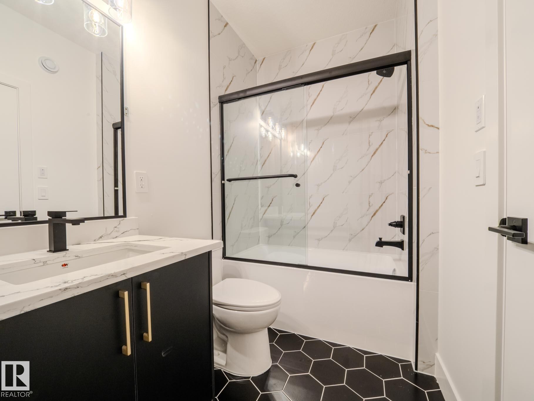 7607 98 Avenue, Edmonton, AB