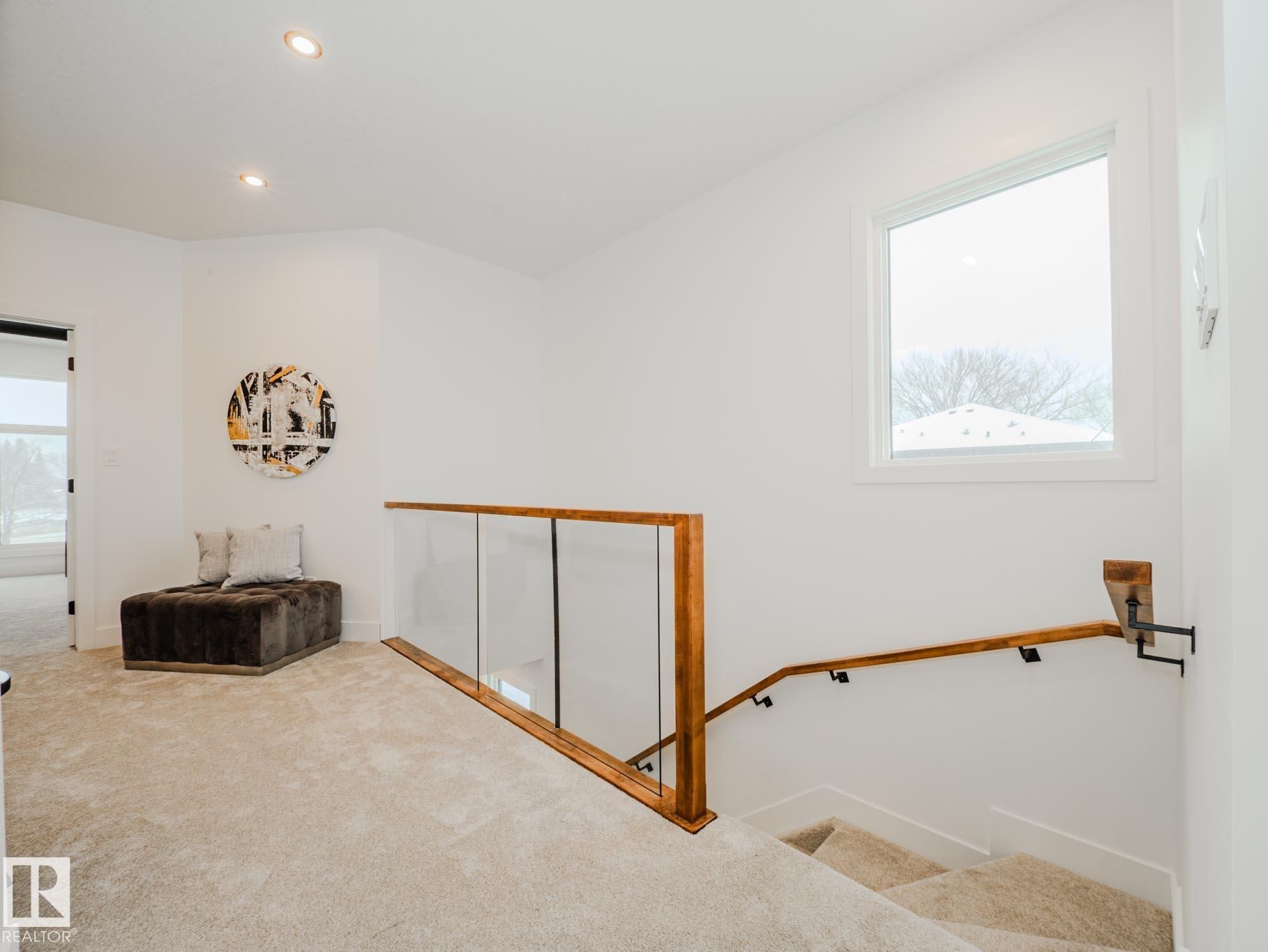 7607 98 Avenue, Edmonton, AB