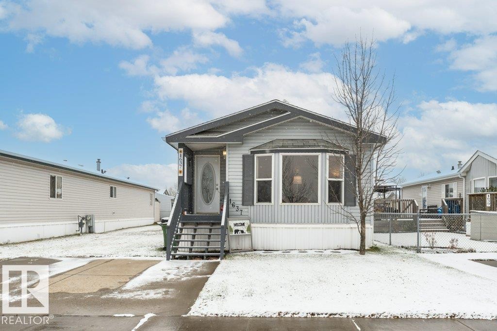View of manufactured / mobile home - 1637 68 Avenue, Edmonton, AB - Outdoor