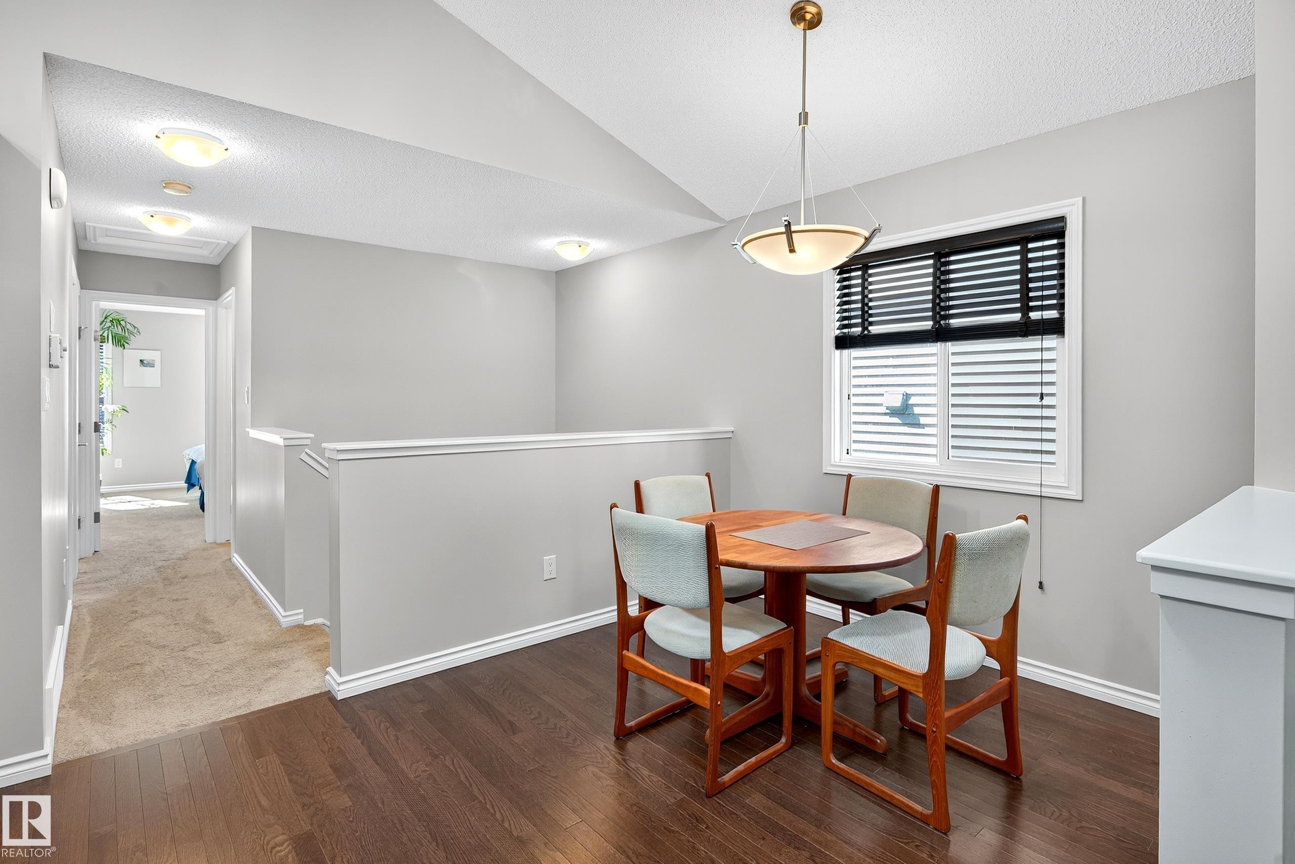 3327 Weidle Way, Edmonton, AB - Indoor Photo Showing Dining Room