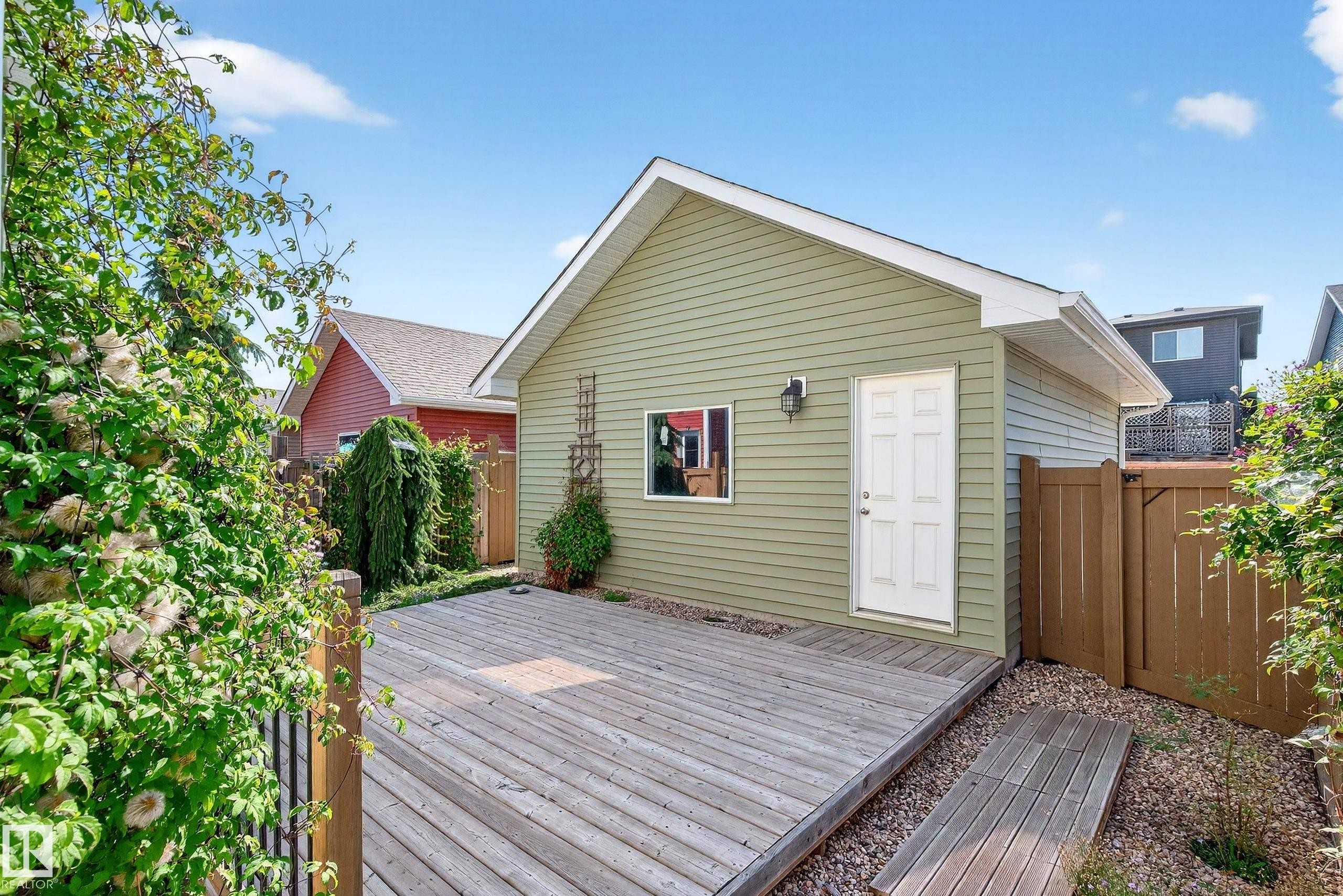 3327 Weidle Way, Edmonton, AB - Outdoor With Exterior