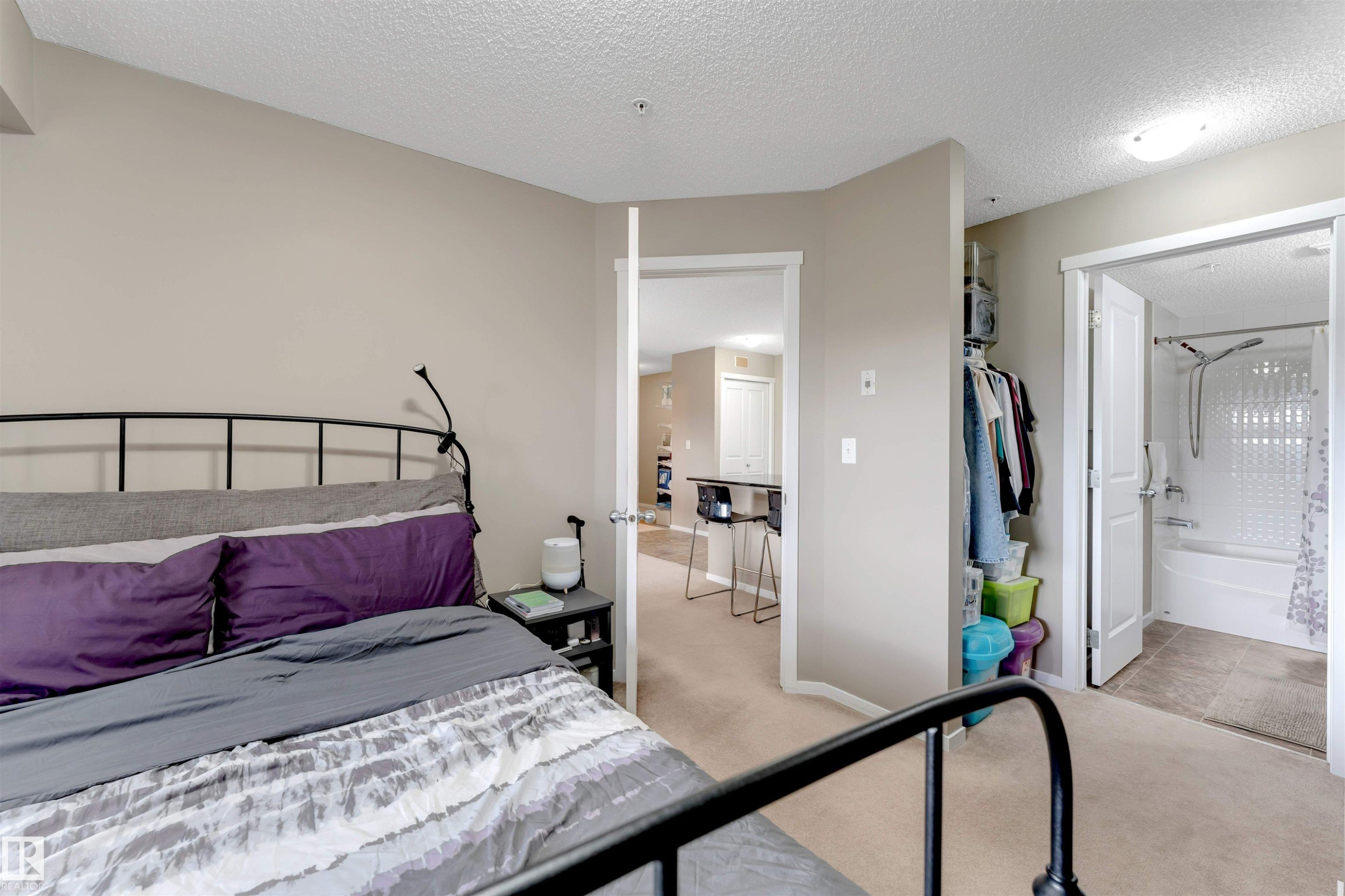 203 1510 Watt Drive, Edmonton, AB - Indoor Photo Showing Bedroom