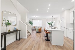 2009 209A Street Edmonton, AB T6M 3C8