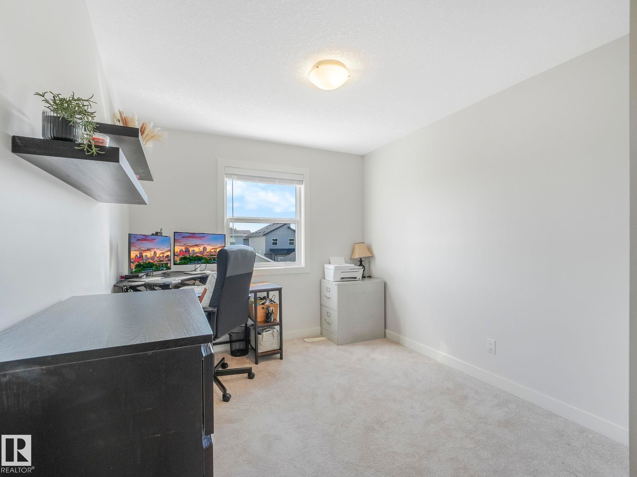 6693 Cardinal Road, Edmonton, AB - Indoor Photo Showing Office