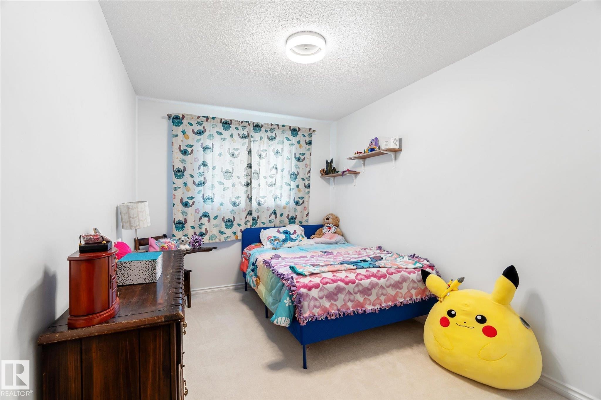 17130 7A Avenue, Edmonton, AB - Indoor Photo Showing Bedroom