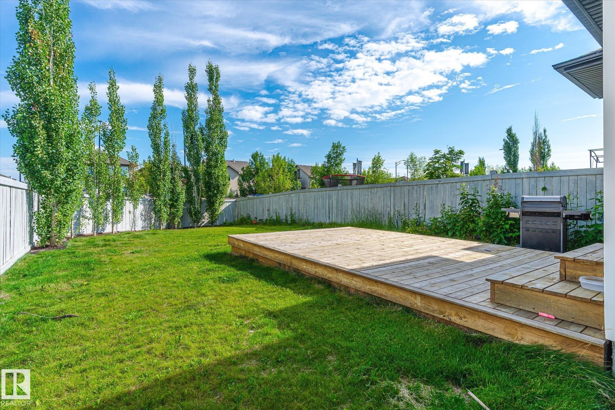 17130 7A Avenue, Edmonton, AB - Outdoor