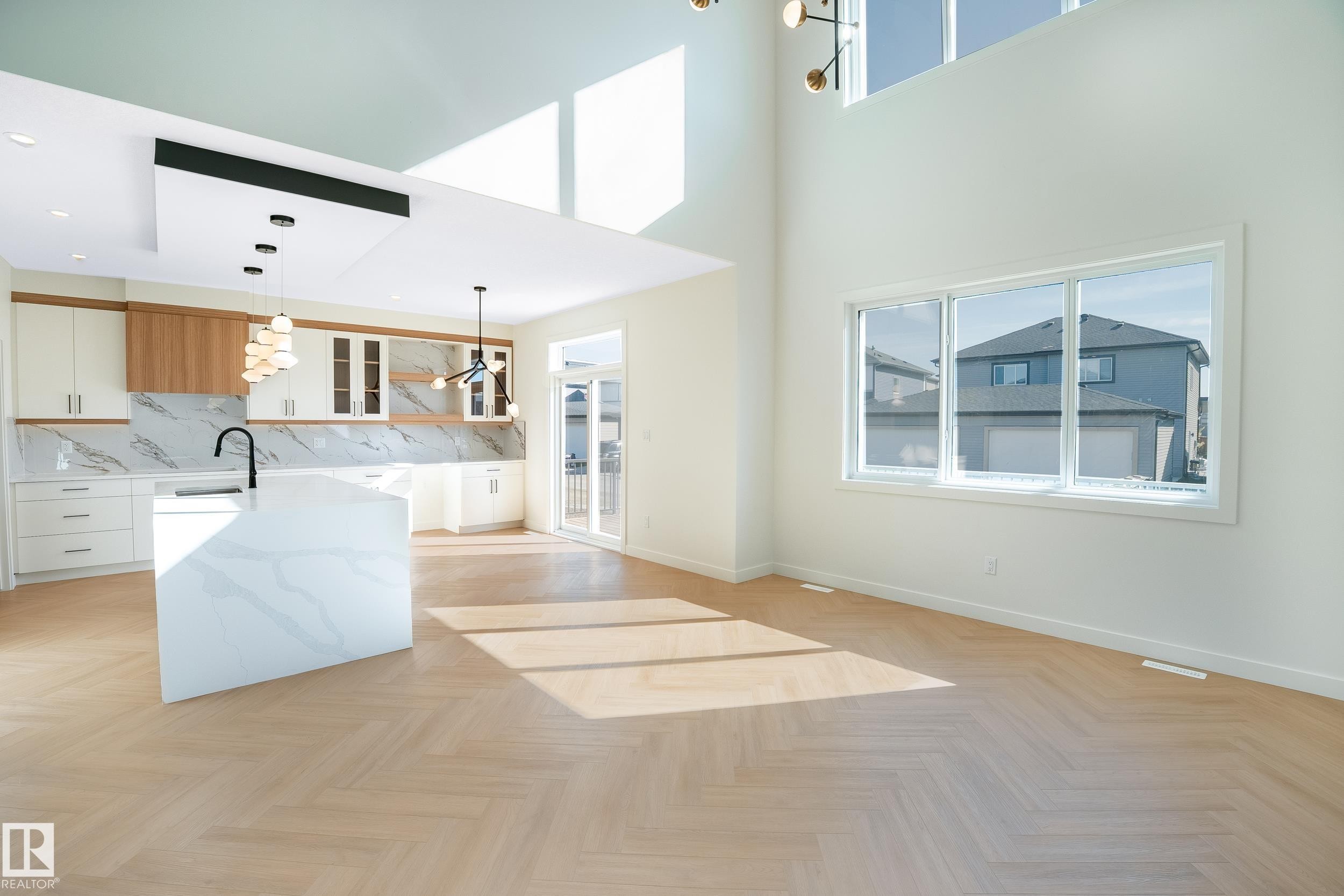 119 Lilac Close, Leduc, AB - Indoor Photo Showing Kitchen