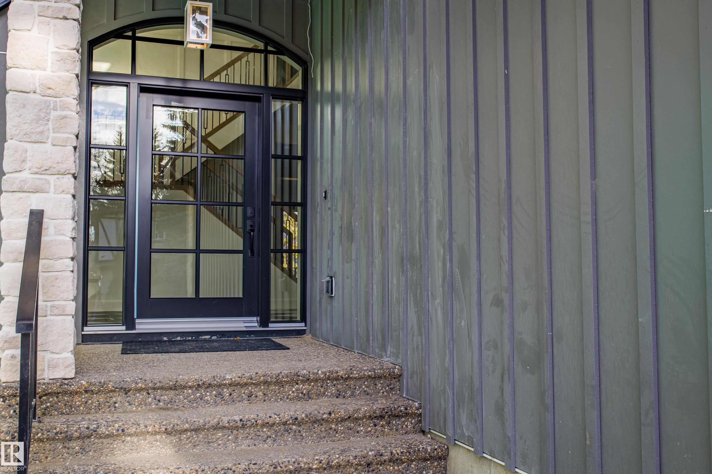 12304 39 Avenue, Edmonton, AB - Outdoor