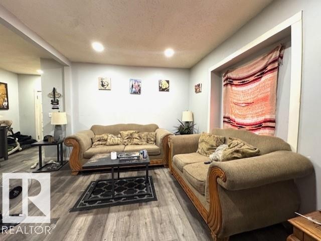 11202 96 Street, Edmonton, AB - Indoor