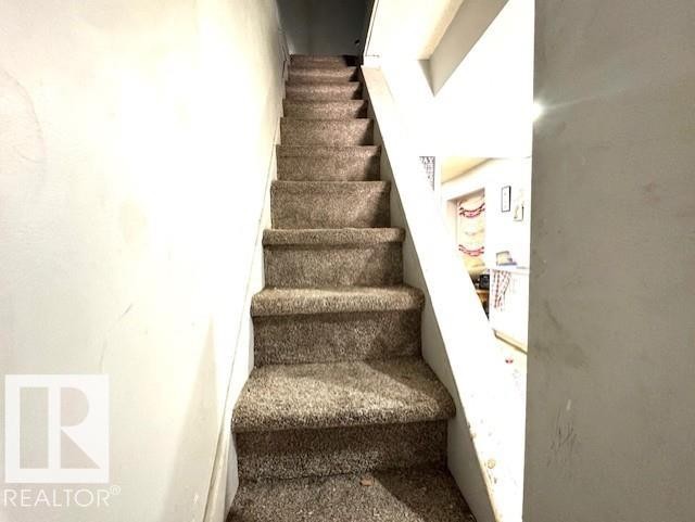 11202 96 Street, Edmonton, AB - Indoor Photo Showing Other Room