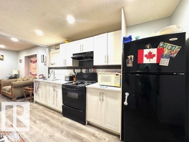 11202 96 Street, Edmonton, AB - Indoor Photo Showing Kitchen