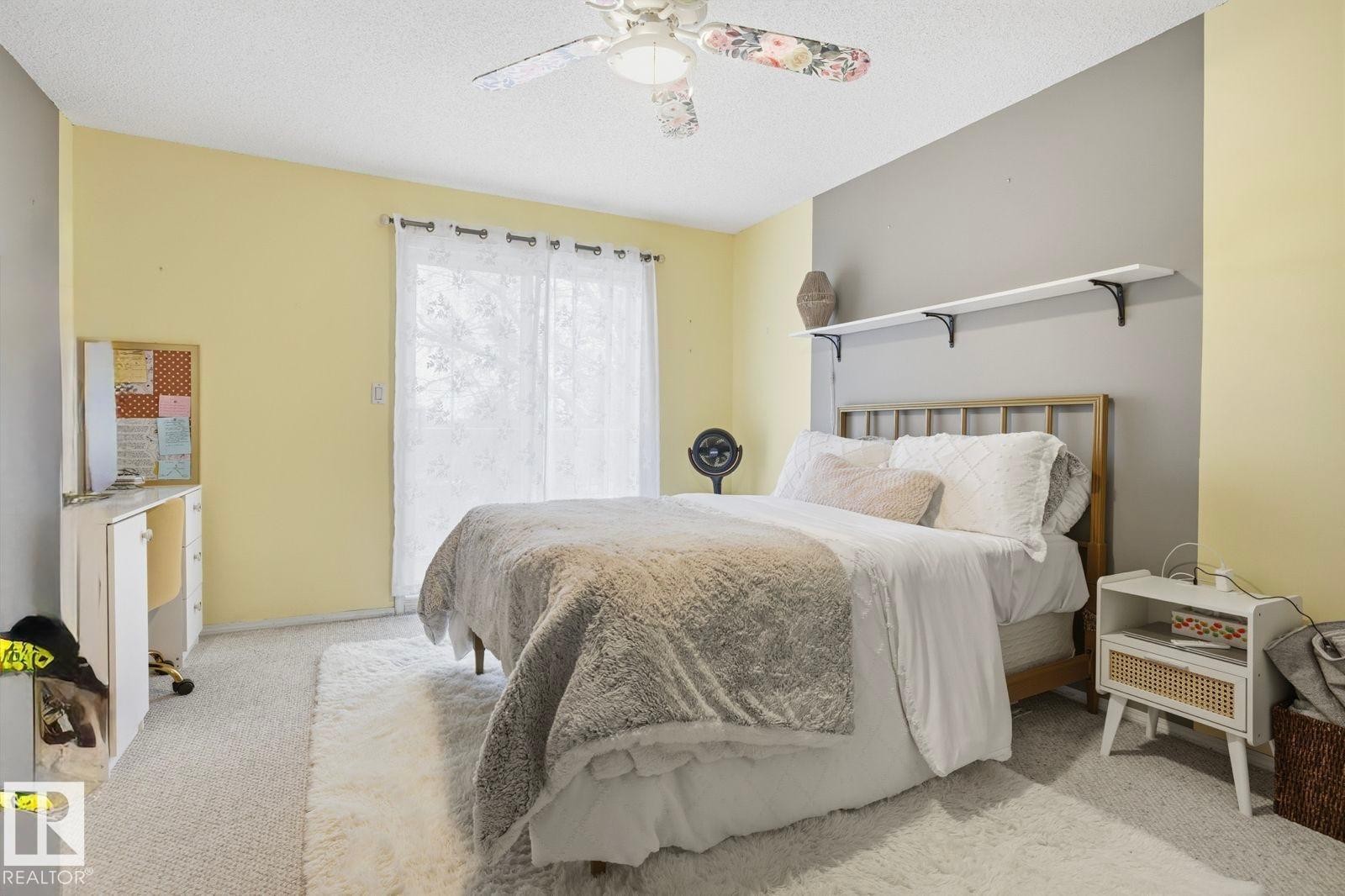 17 9935 167 Street, Edmonton, AB - Indoor Photo Showing Bedroom