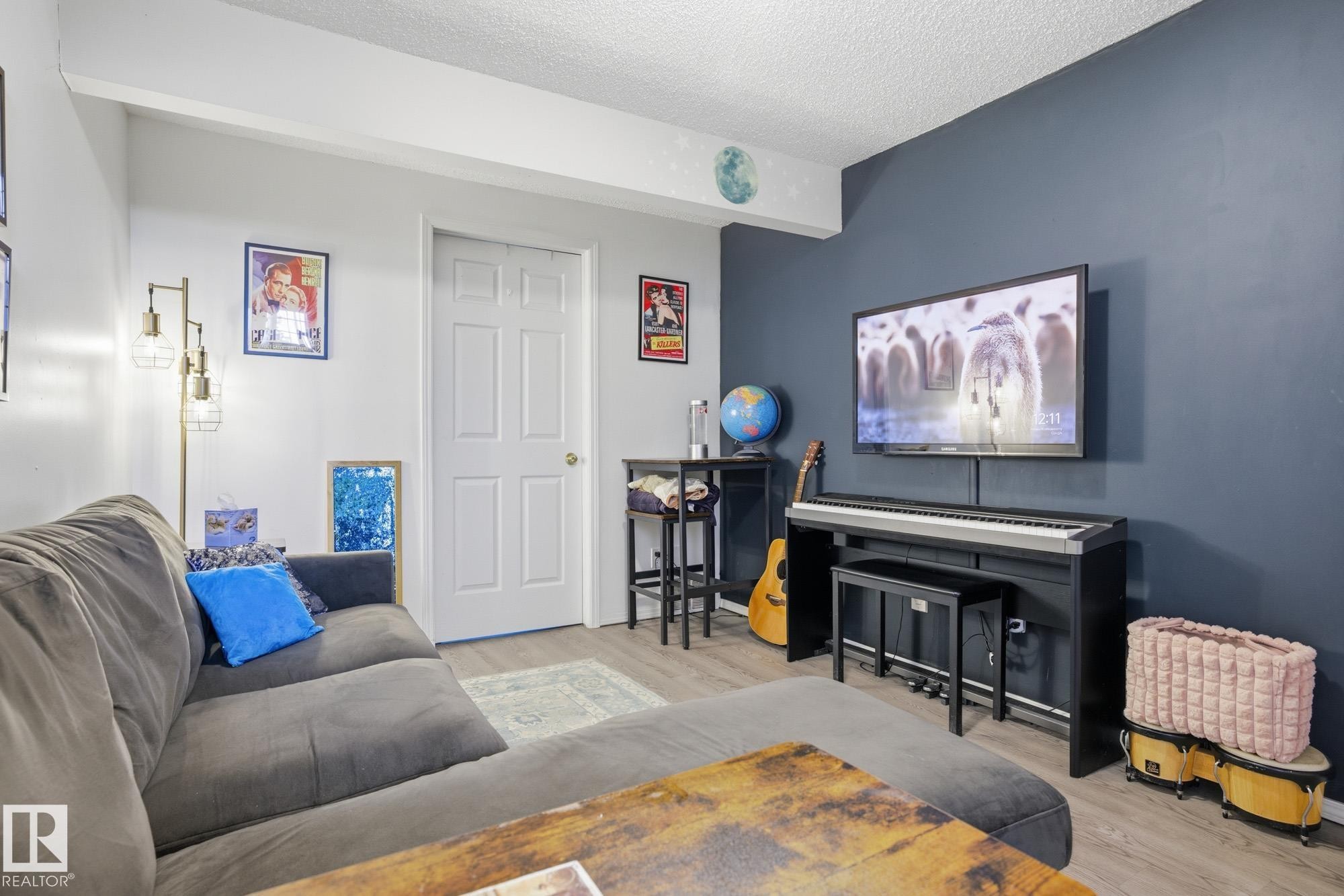 17 9935 167 Street, Edmonton, AB - Indoor