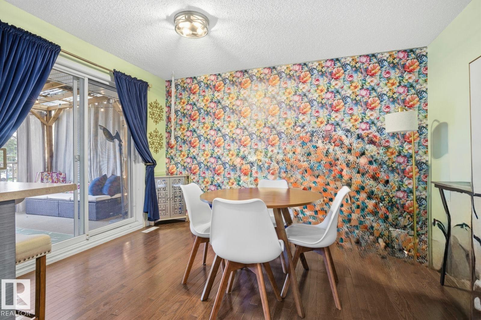 17 9935 167 Street, Edmonton, AB - Indoor Photo Showing Dining Room