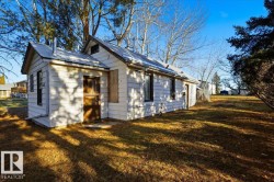 5313 52 Street Thorsby, AB T0C 2P0