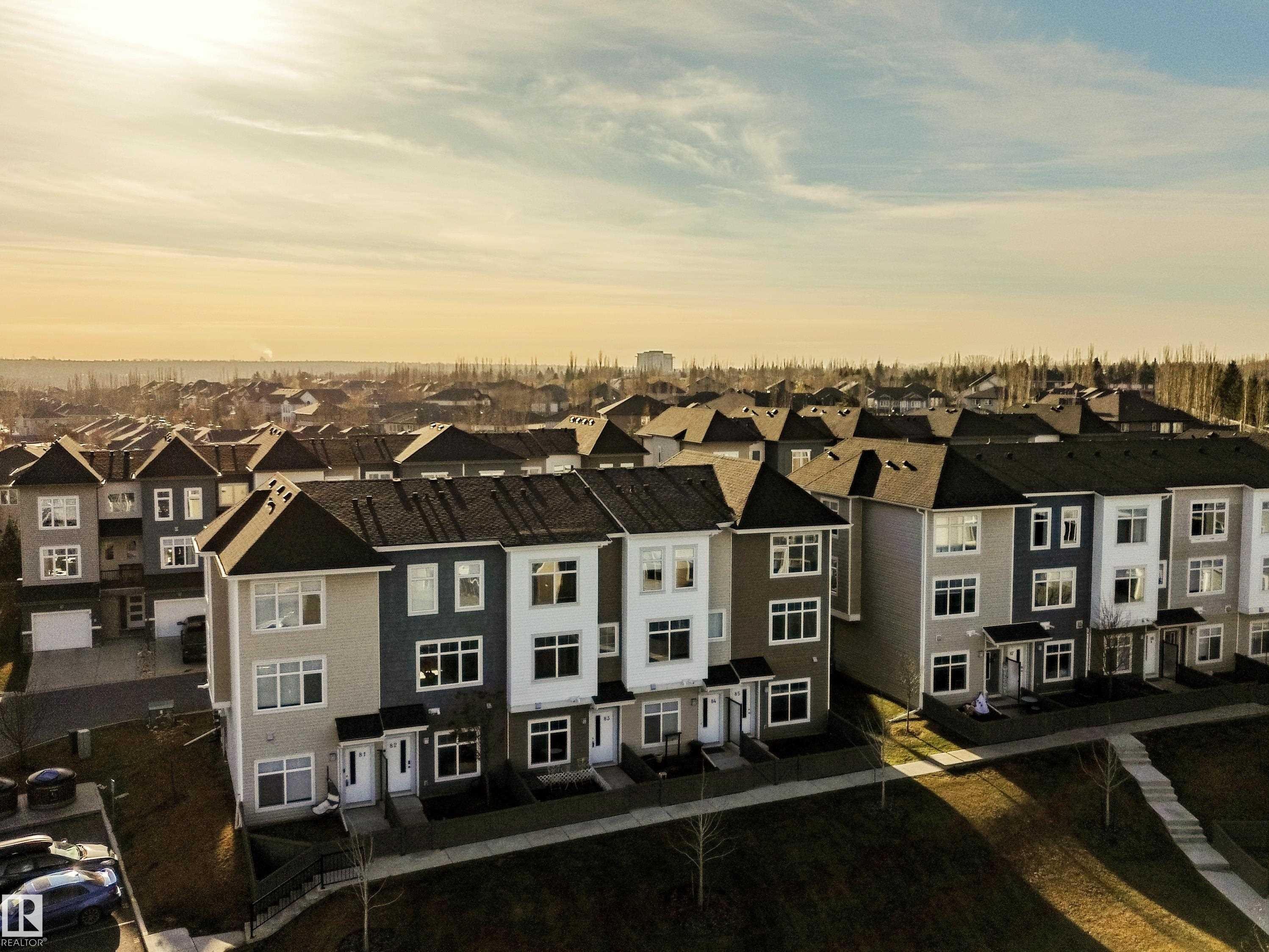 Aerial view of residential area - 83 600 Bellerose Drive, St. Albert, AB - Outdoor