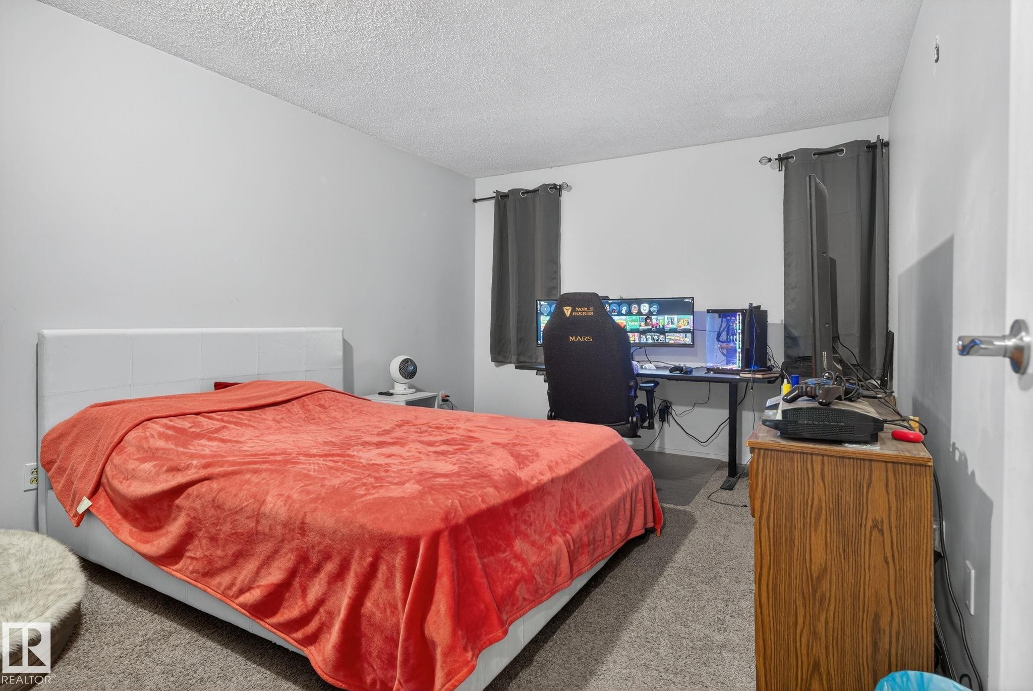 77 7604 29 Avenue, Edmonton, AB - Indoor Photo Showing Bedroom