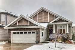 6107 MAYNARD Crescent Edmonton, AB T6R 0J2