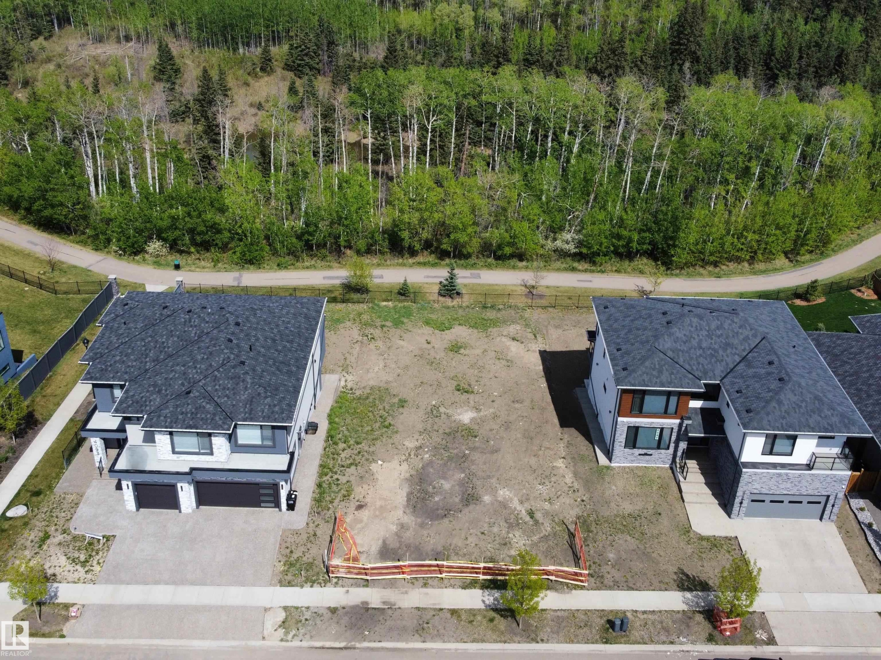 4091 Whispering River Drive, Edmonton, AB
