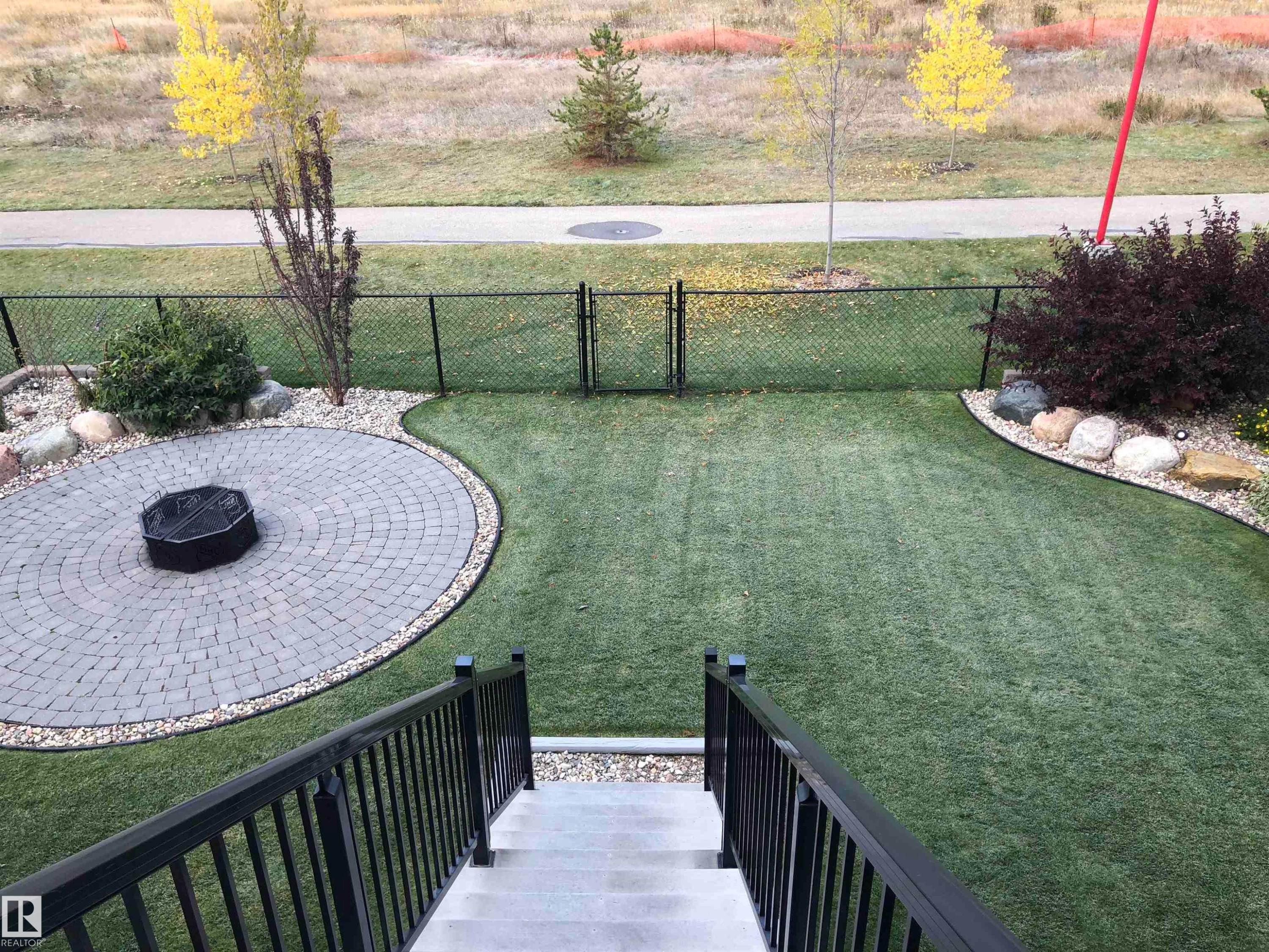 827 Southfork Green, Leduc, AB - Outdoor