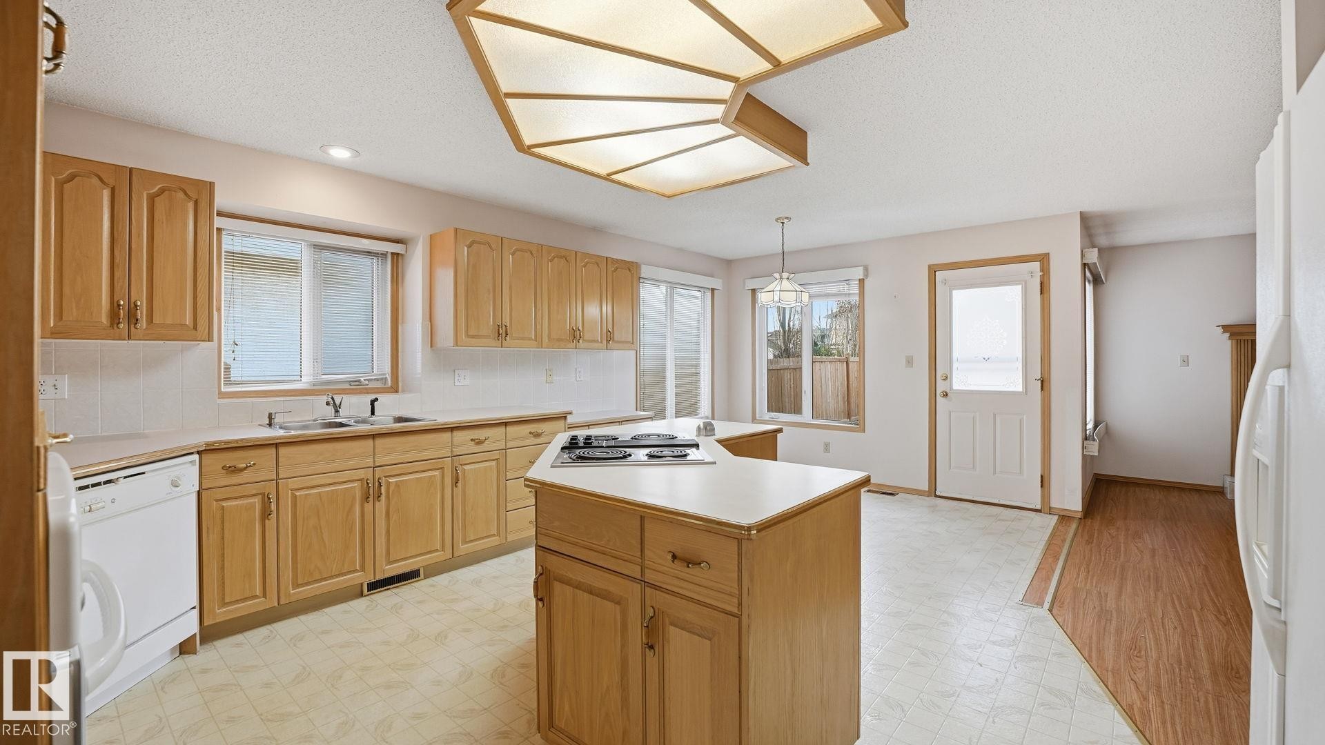 Edmonton, AB - Indoor Photo Showing Kitchen With Double Sink